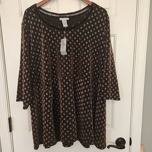 NWT -Catherine’s Shiny Metallic Stretch Classy Black & Gold Dots 3/4 Sleeves